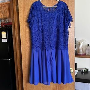 Woman’s dress size 18W